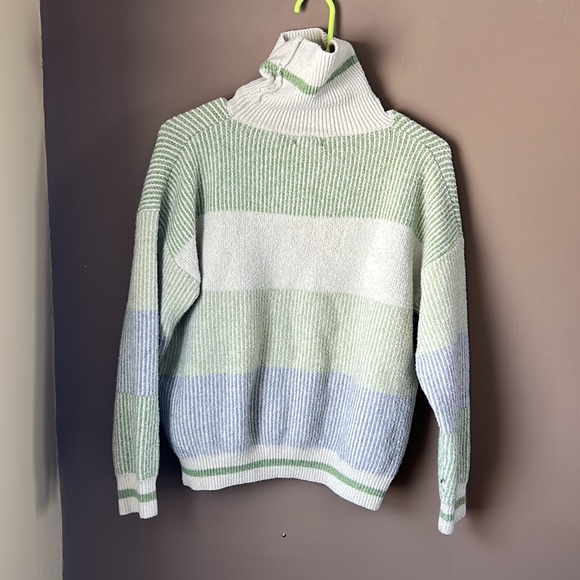 &Merci turtleneck - Picture 2 of 2